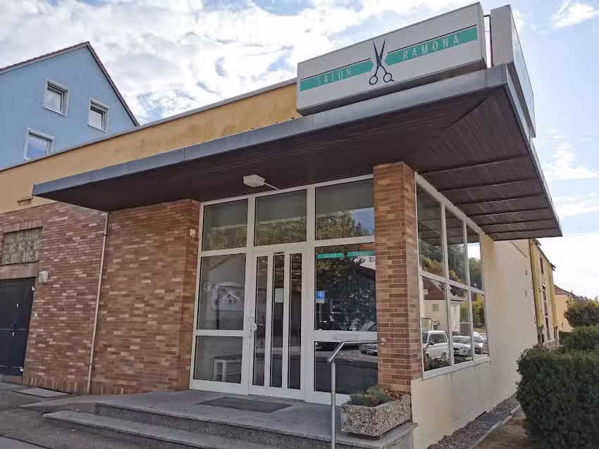 Salon Ramona