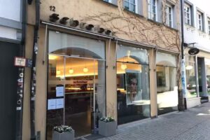 Salon Schreiber by bj&ouml;rn