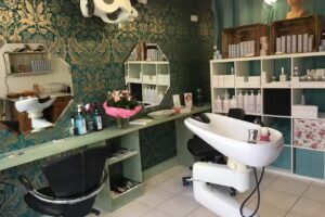 SAM Friseur & Kosmetik