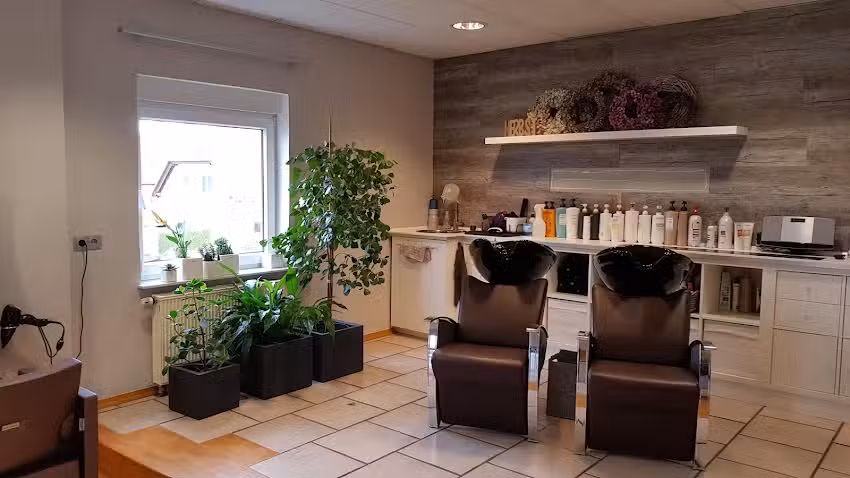 Sandro&acute;s Haar-Trend Friseursalon