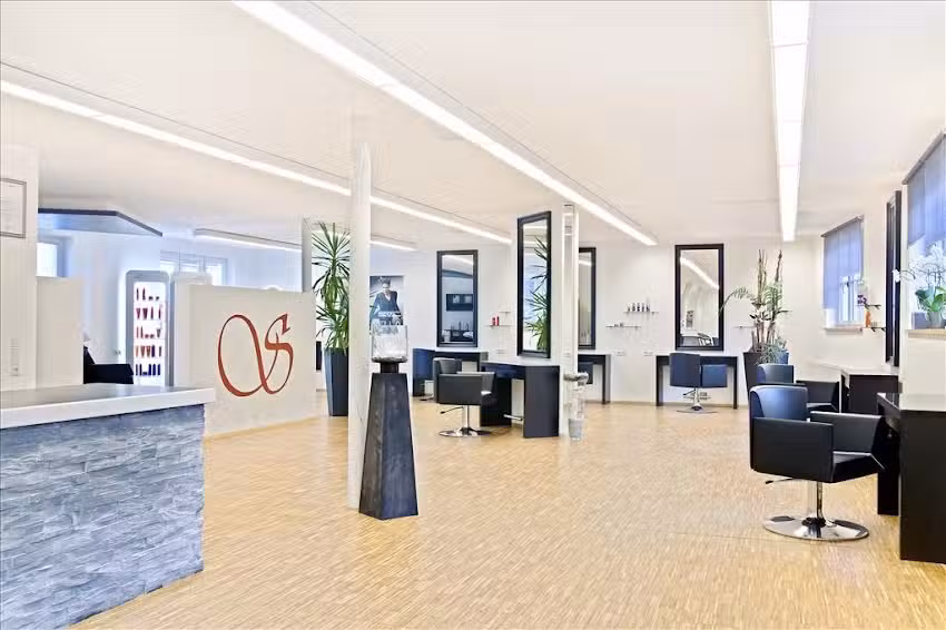 Sarah&rsquo;s HAARFACHWERK