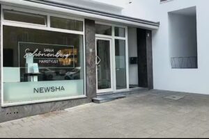 SARAH SCH&Ouml;NENBERG HAIRSTYLIST & HEAD SPA