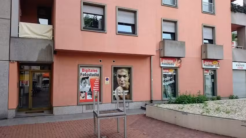 Schmahl u. Sebastian Biosthetiksalon