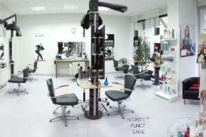 Schnittpunkt Ense &ndash; Birgit Klocke Friseurmeisterin