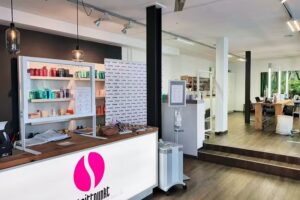 Schnittpunkt Frisuren Hirschlanden