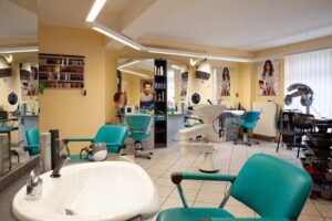 Senftenberger Figaro Friseur & Kosmetik GmbH