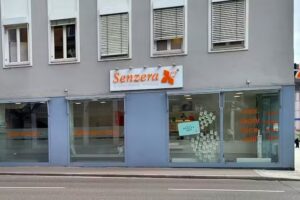 Senzera &ndash; Augsburg