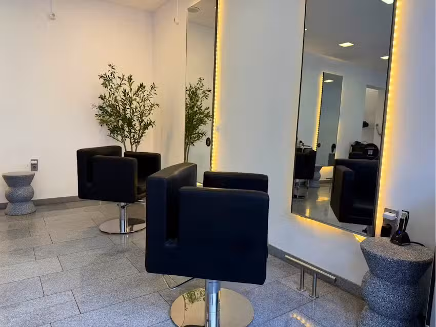 Signature by Burcuhairstylist