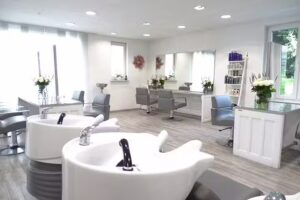 Simone Jensen Haare &middot; Kosmetik