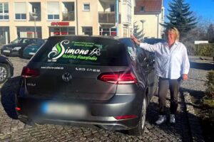 Simone Oettel &ndash; Mobiles Haarstudio