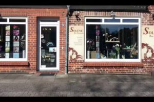 Sol&egrave;ne ihre Friseurin