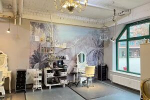 Stand by Me Hamburg Altona &ndash; Friseur, PMU & Tattoo