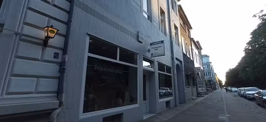 Stephanie Niewint Friseur