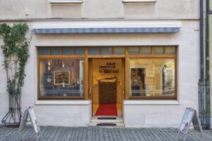 Steven Jantulik &ndash; Concept Salon