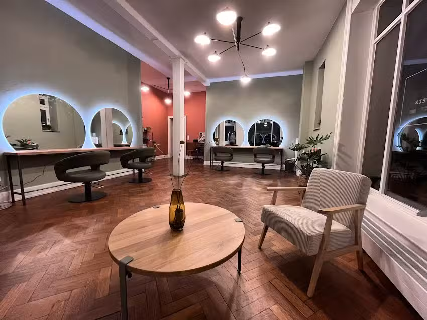 STUDIO MAXIMILIAN WEIS