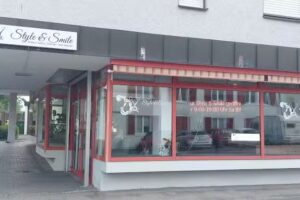 Style & Smile