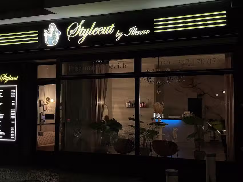 StyleCut &ndash; Friseur