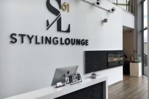 STYLING LOUNGE 61 FRISEURE IM MERCEDES-BENZ CENTER