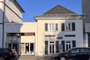 S&uuml;ley Stadt Fris&ouml;r