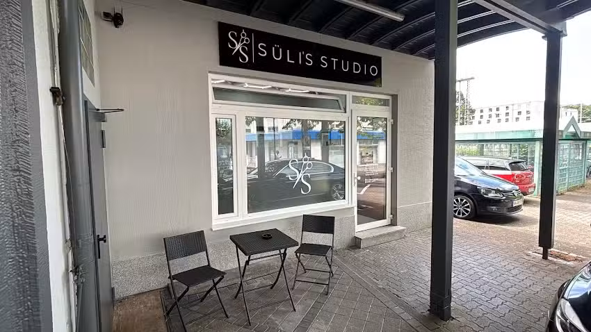 S&uuml;li&rsquo;s Studio