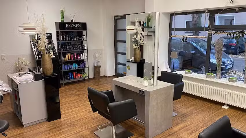 SVIATLANA | Haare & Make-Up