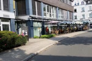 talking heads &ndash; the hairdressers, Martin Holmes