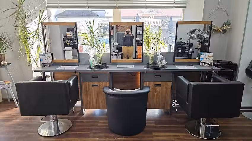 Team Haarscharf by Tanja Salon und Mobiler Friseur