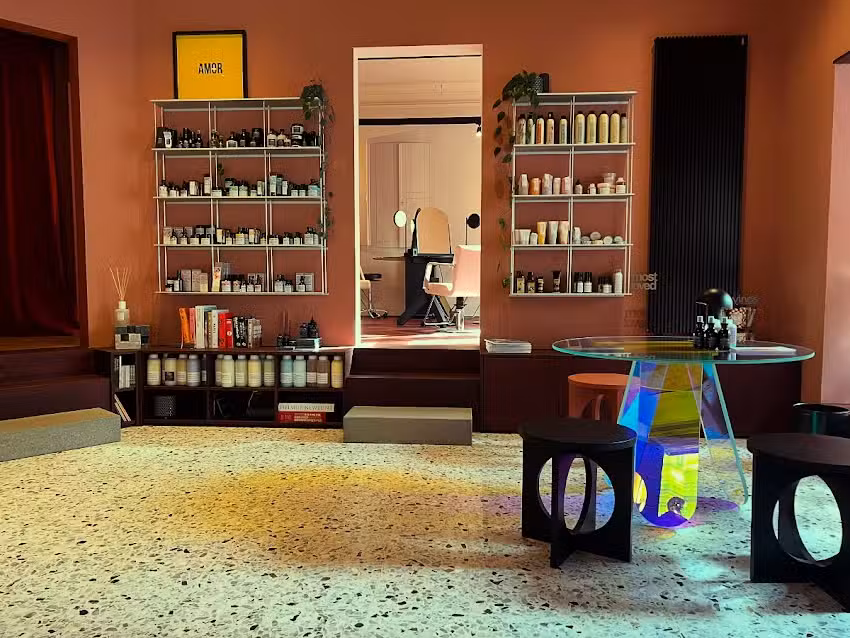 THE PARLOR &ndash; Studio