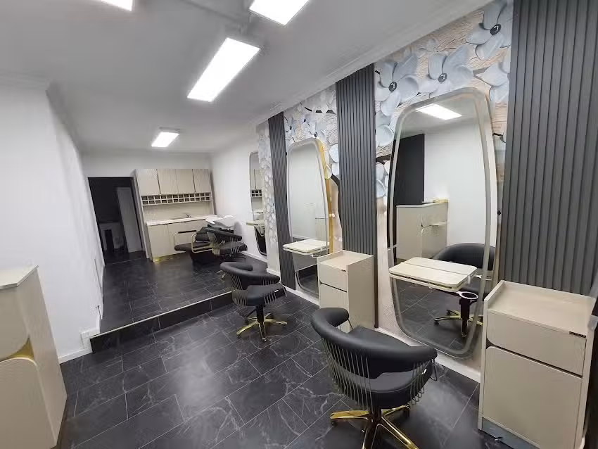 The Sisters Hair&beautysalon