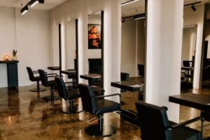 The Studio 15 Friseure