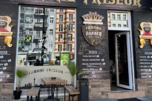 Throne Friseur