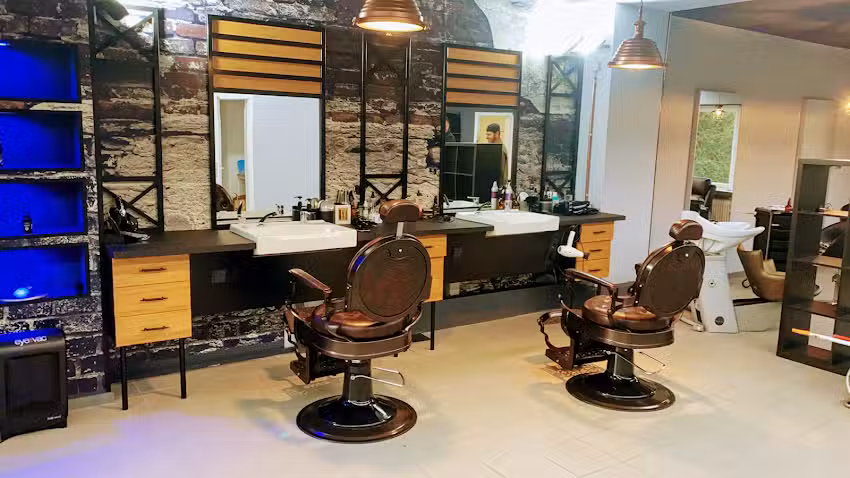 Two Brothers Friseur