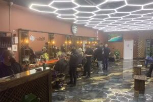 V&auml;ter&S&ouml;hne Barbershop Strelapark