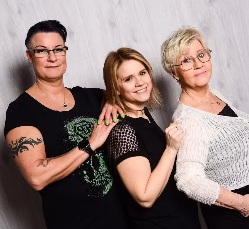 Verdandi Haarmode &ndash; Locken Friseur Hamburg &ndash; Poppenb&uuml;ttel