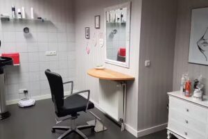 Verlockend Fris&ouml;r(t)raum