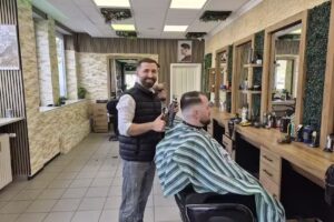Vogue Cut Friseur