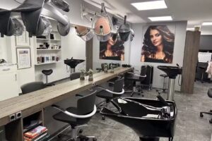 Wangen Nicole&rsquo;s City-Friseur