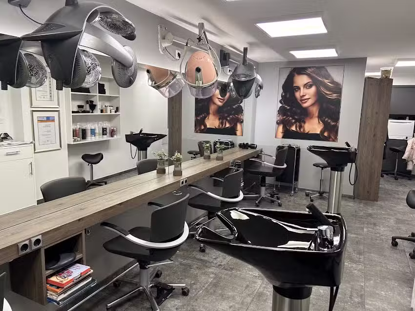 Wangen Nicole&rsquo;s City-Friseur