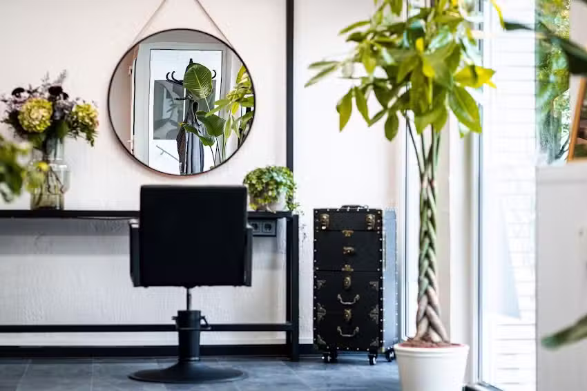 WegGef&auml;hrten Hair Artists