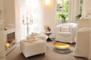 Wellness und Beauty Lounge by Meyriam Meyriam Saror