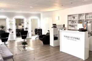 Wicky Standke &ndash; Haare & Make-Up