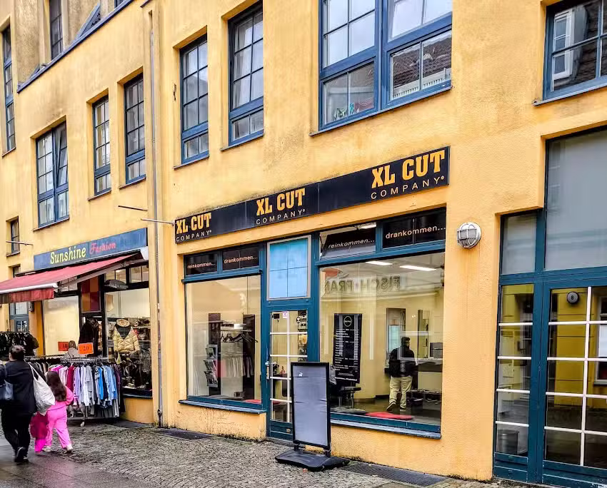 XL CUT Friseur Berlin Spandau &ndash; Charlottenstra&szlig;e 23 &ndash; Ohne Termin & mit Farbe