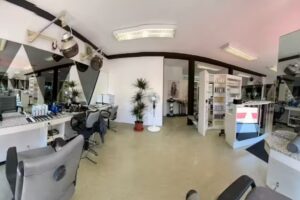 You &sbquo;N Mani Friseure