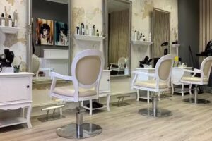 YOUN Coiffeur &ndash; dein Neustadt Friseur