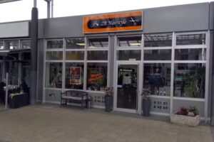 ZE Hairstyle Damen und Herren Friseursalon