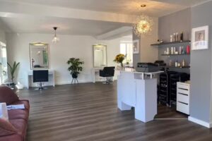 Zeitlossch&ouml;n in Haag