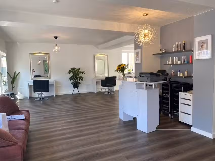 Zeitlossch&ouml;n in Haag